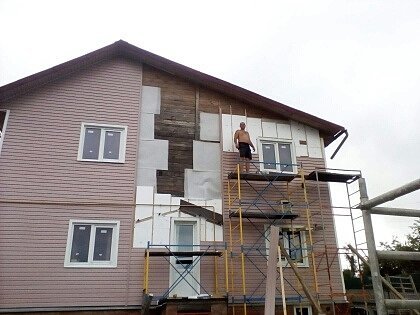 Установка сайдинга для загородного дома